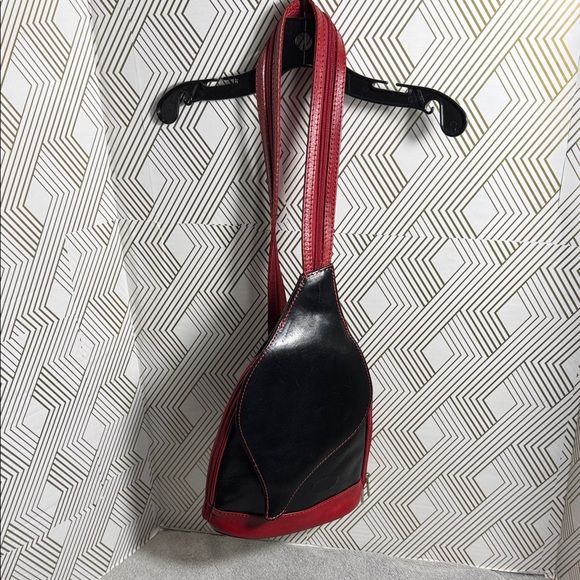 Vera Pelle leather bag Stylish Red Black Made in Italy leather bag adjustable - Picture 1 of 10